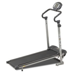 Everfit TFK-SLIM-MAG bėgimo takelis, pavaizduotas su kompaktišku dizainu, puikiai tinkantis namų treniruotėms ir mažesnėms erdvėms